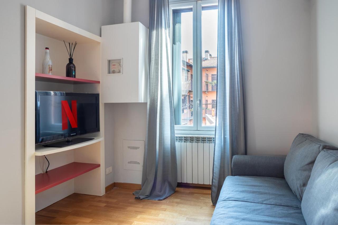 Navigli-Duomo Apartment With Netflix+Wifi Milan Exterior photo